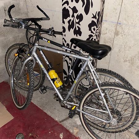 Appartement Cosy Avec Jardin Privatif Et Garage Фонтенбло Экстерьер фото